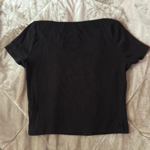 Heart & Hips black button up cropped top - Picture 2 of 2